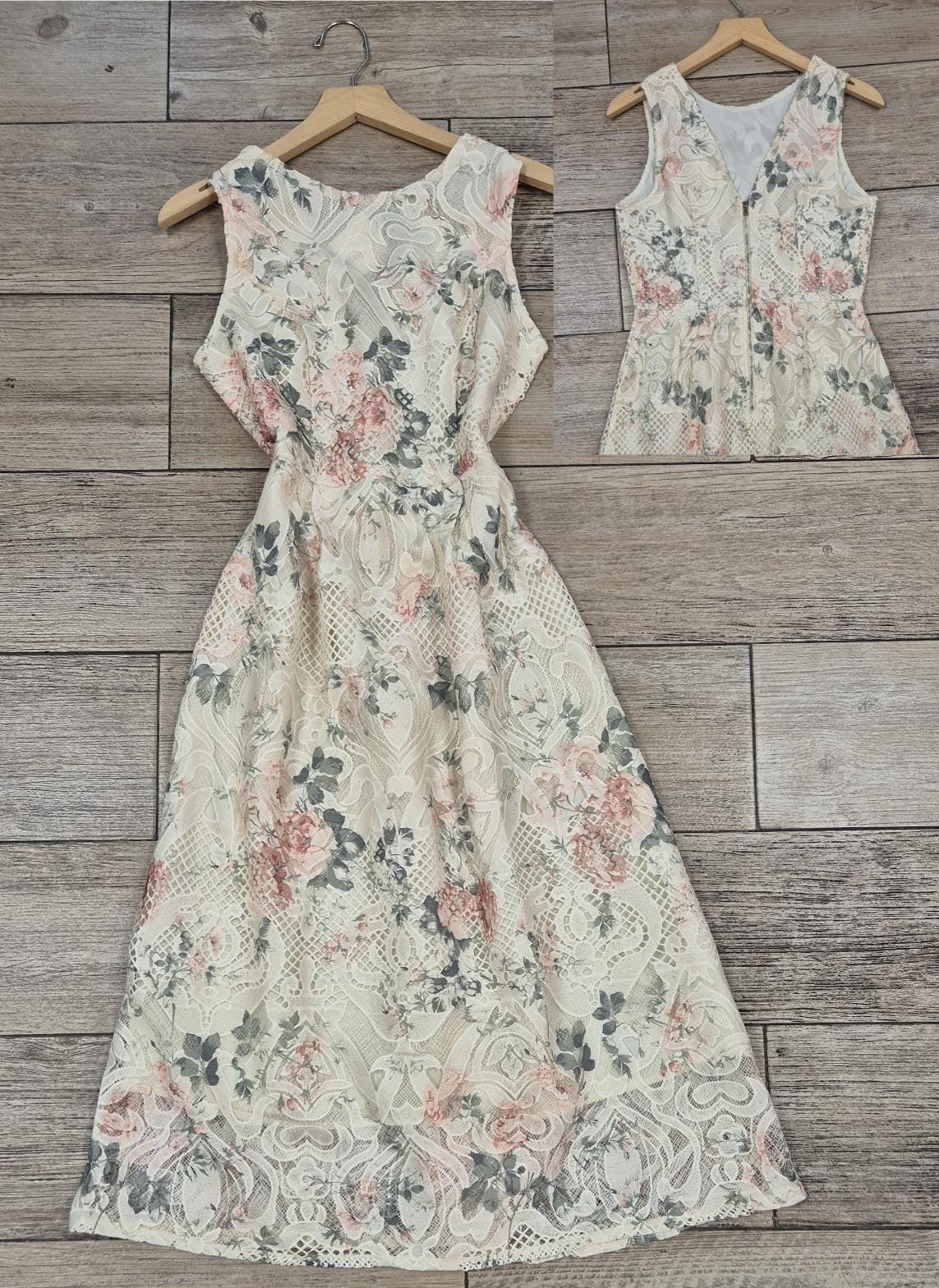 Vestido encaje floreado